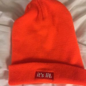 It’s lit beanie